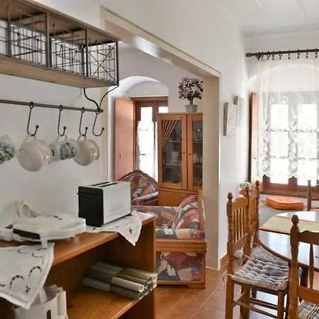 Grandmas * Hydra (Saronic Islands)