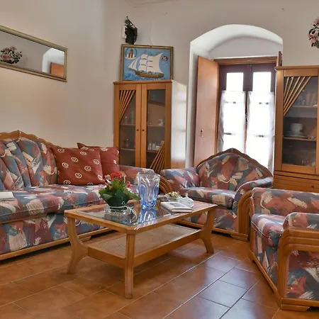 Grandmas Holiday home